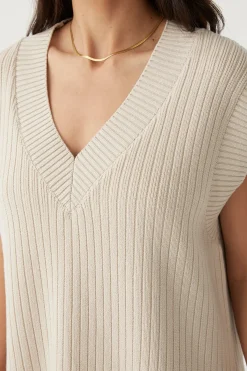 ARCAA Tops|Knitwear|Vera Knit Vest - Sand