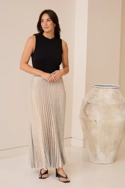 Brave & True Skirts|Brave & True Alias Pleated Skirt - Champagne