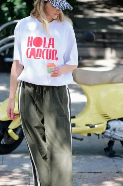 Ceres Life Tops|Boyfriend Tee - Hola Cancun Heritage Red