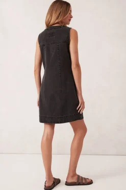 Ceres Life Dresses|Seamed Mini Shift Dress - Vintage Black