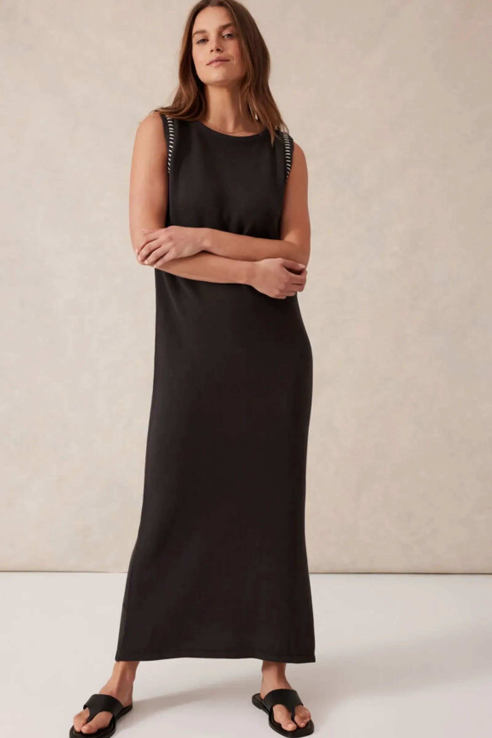 Ceres Life Knitwear|Dresses|Sleeveless Boat Neck Knit Midi Dress - Phantom