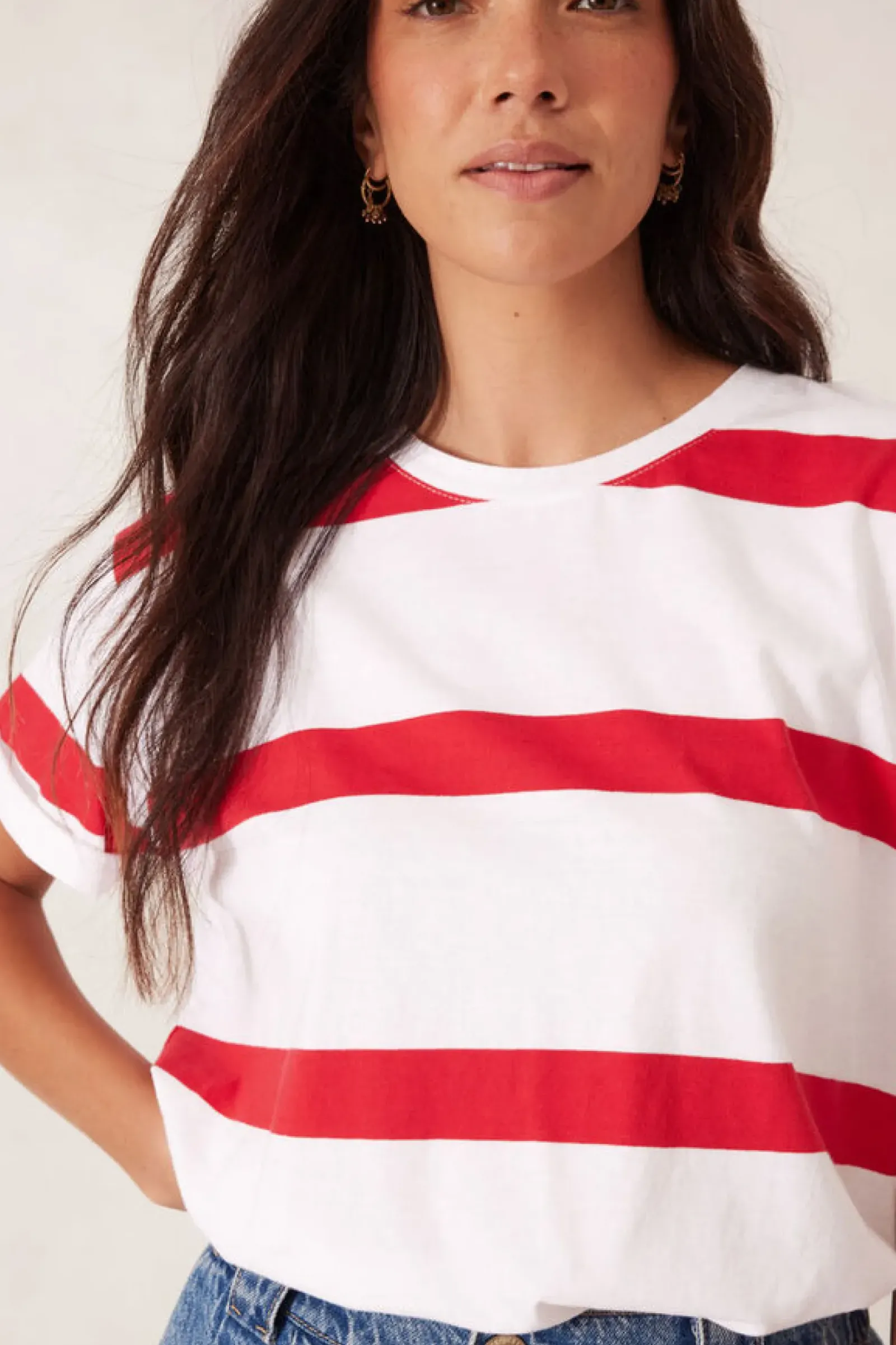 Ceres Life Tops|Slouchy Split Hem Tee - White/Heritage Red Bold Stripe