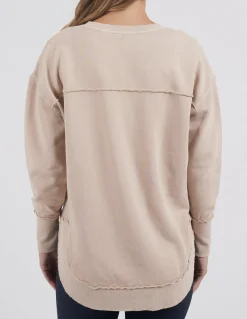Foxwood Tops|Medalion Crew - Oatmeal