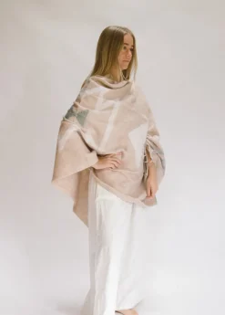 Hobo & Hatch Ponchos & Scarves|Hobo & Hatch Aztec Poncho- Vanilla