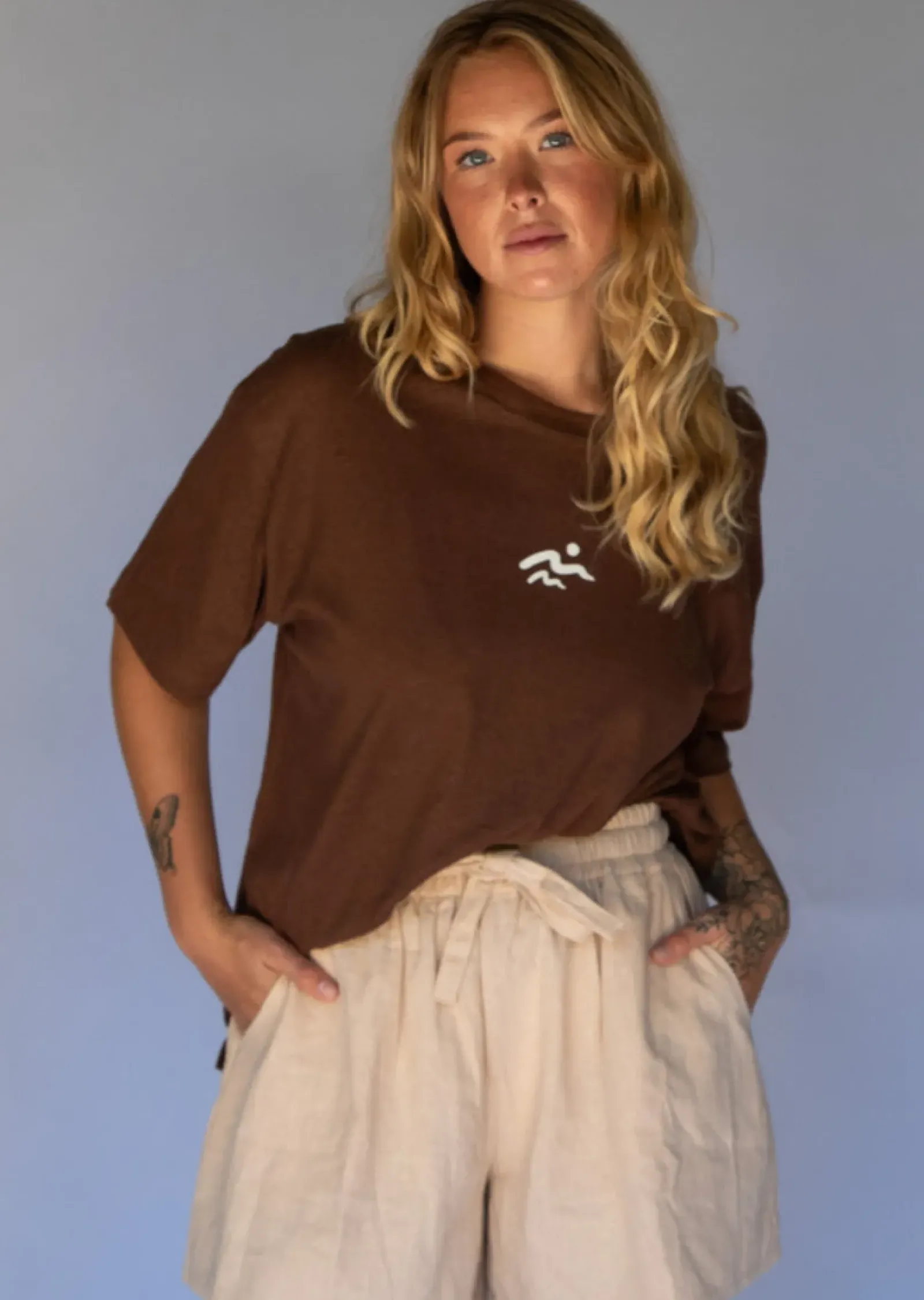 Hobo & Hatch Tops|Hobo & Hatch Coast Tee - Chocolate
